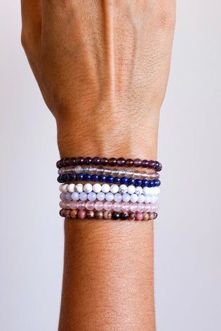  🎒 Vuelta al cole con buena energía: pulseras con minerales para los más pequeños