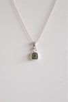 Colgante de Moldavita pequeño en plata