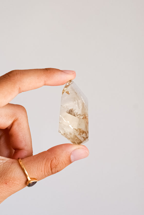 Formas libres pulidas de citrino natural