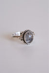 Anillo ovalado cuarzo turmalinado en plata de ley