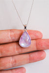 COLGANTE GOTA DE PIEDRA LUNA ROSA EN PLATA DE LEY
