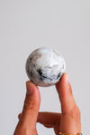Esfera de piedra luna