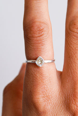 Anillo herkimer plata de ley