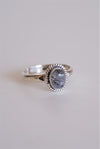 Anillo ovalado cuarzo turmalinado en plata de ley