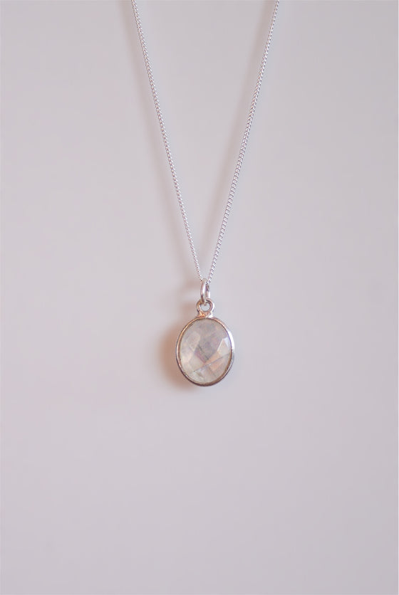 COLGANTE PIEDRA LUNA