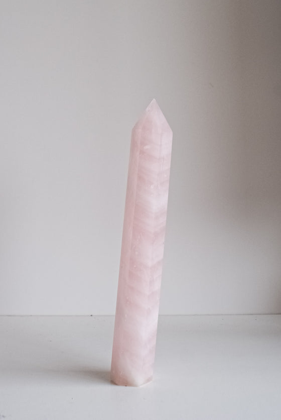 Punta Cuarzo Rosa muy grande