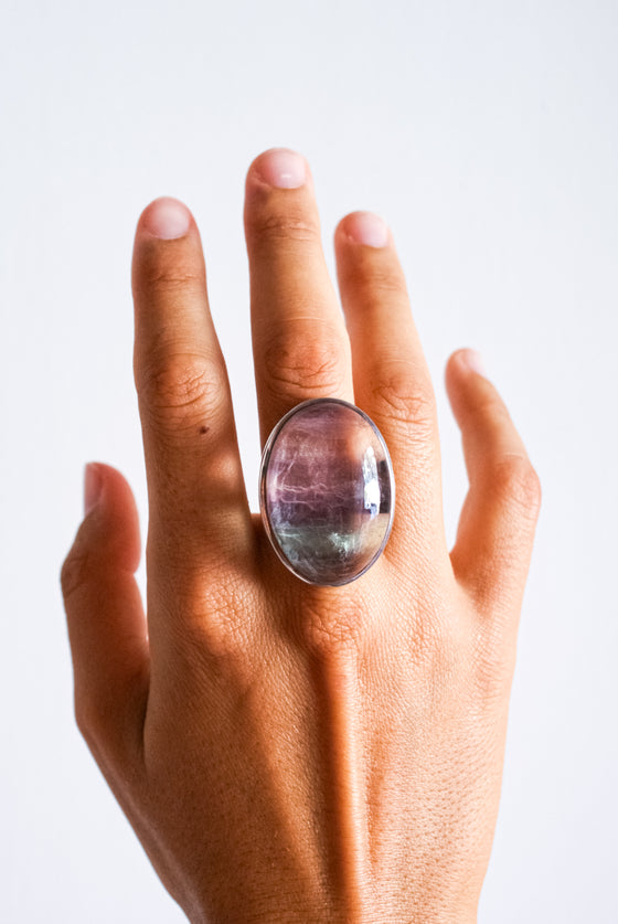 Anillo super grande de fluorita en plata