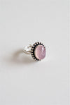 ANILLO AJUSTABLE DE CUARZO ROSA