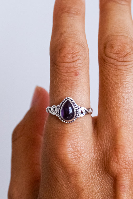Anillo Asha de Amatista