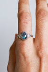 Anillo Asha de Labradorita en plata