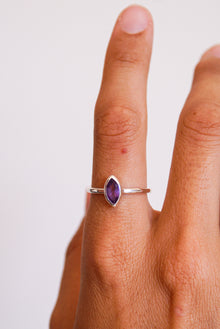  Anillo Aura de Amatista en plata