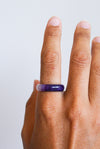 Anillo banda mineral ágata teñida