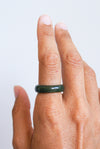 Anillo banda mineral ágata teñida