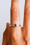 Anillo de Moldavita en bruto y plata