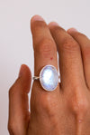 ANILLO OVALADO DE PIEDRA LUNA PLATA DE LEY