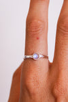 anillo piedra luna en plata