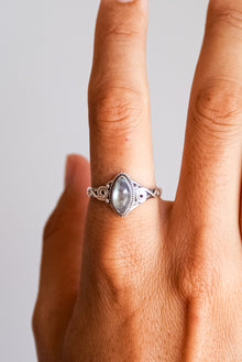  Anillo Piedra Luna en plata