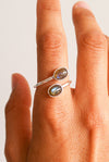 Anillo ajustable de labradorita en plata de ley