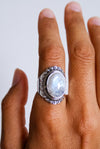 Anillo Sita Piedra Luna en plata, cabujón grande