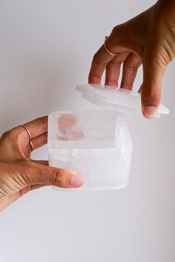 Caja Cuadrada de Selenita
