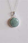 colgante jade verde en plata de ley