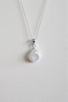 Colgante gota de piedra luna en plata