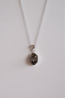  Colgante herkimer en plata de ley