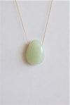 Colgante jade verde con agujero