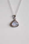 Colgante lagrima piedra luna