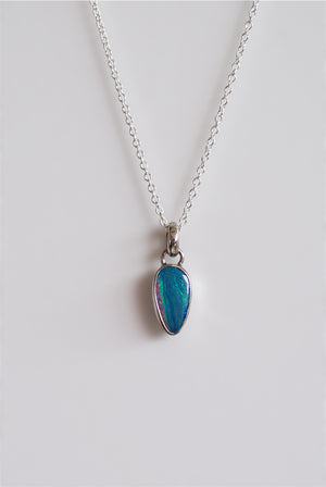 Colgante ópalo azul en plata