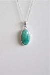 Colgante ovalado de amazonita en plata