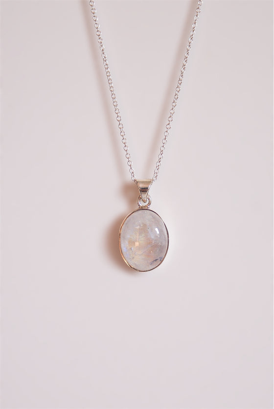 Colgante ovalado piedra luna en plata