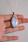 Colgante ovalado piedra luna plata