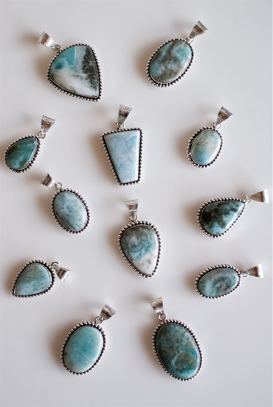 Colgante Rústico de Larimar en plata