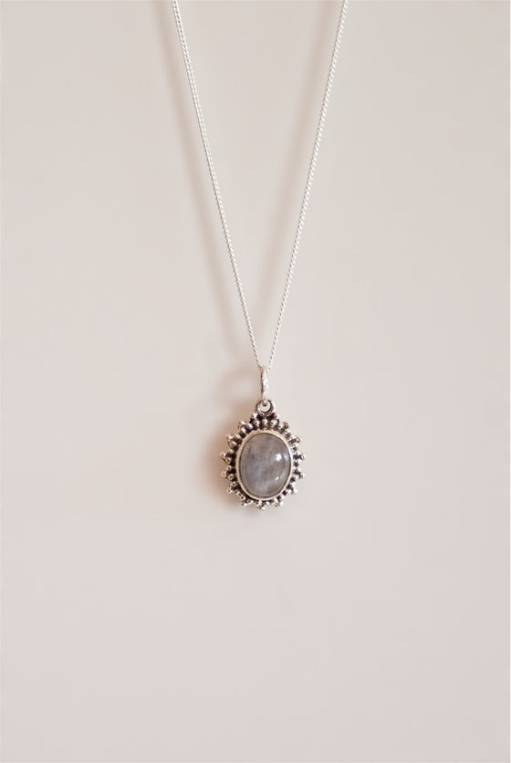 Colgante Surya de Piedra Luna
