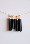 Colgante turmalina negra cristal bañada en oro