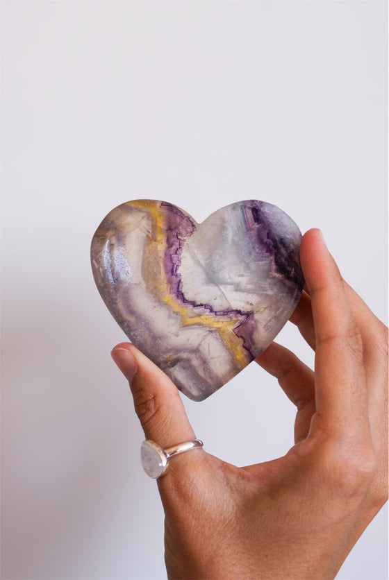 CUENCO CORAZÓN DE FLUORITA
