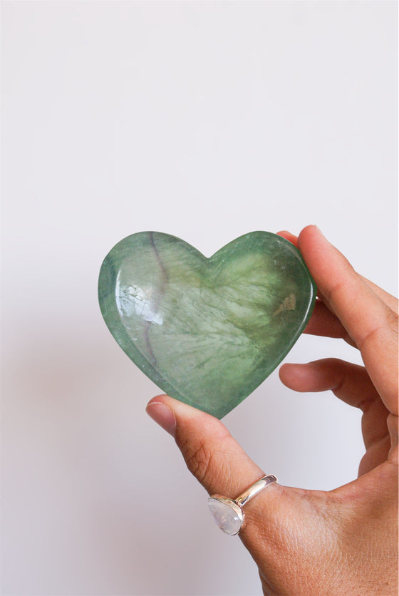 CUENCO CORAZÓN DE FLUORITA