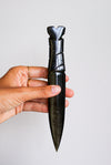 Daga obsidiana dorada