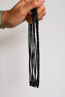  Gargantilla de Turmalina negra