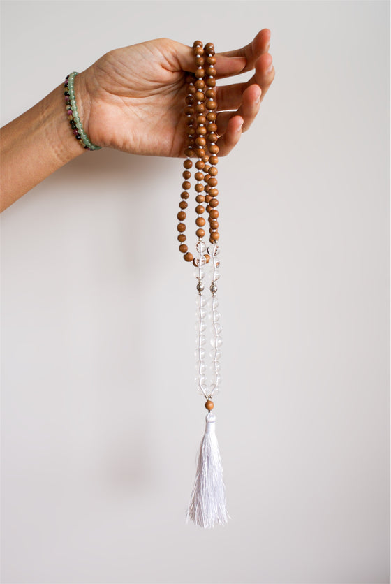 Japa Mala de Cuarzo cristal y Sándalo