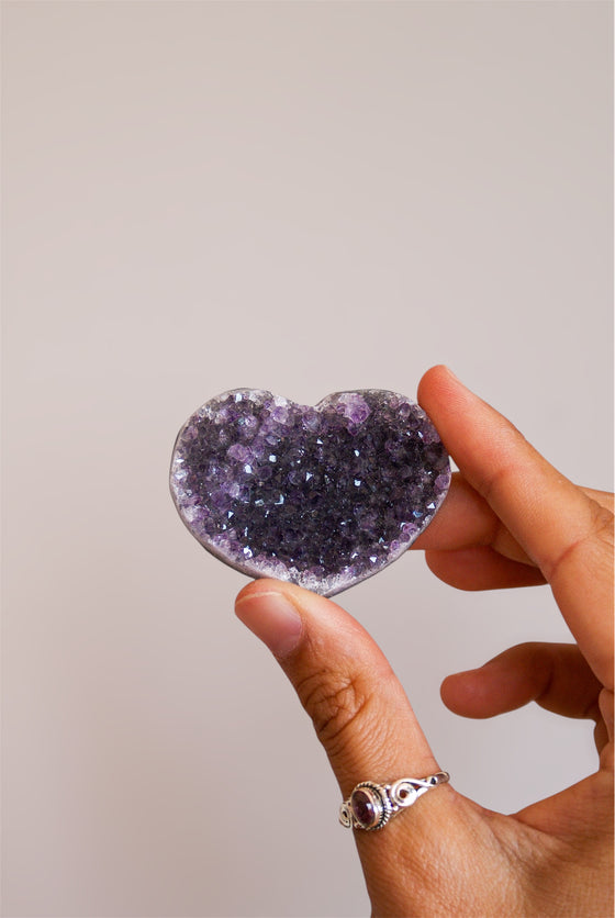 Mini Drusa en forma de corazón de amatista