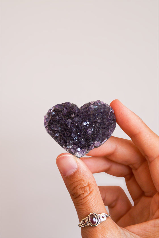 Mini Drusa en forma de corazón de amatista