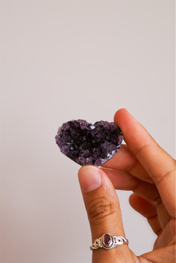 Mini Drusa en forma de corazón de amatista