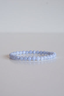  Pulsera infantil de calcedonia azul