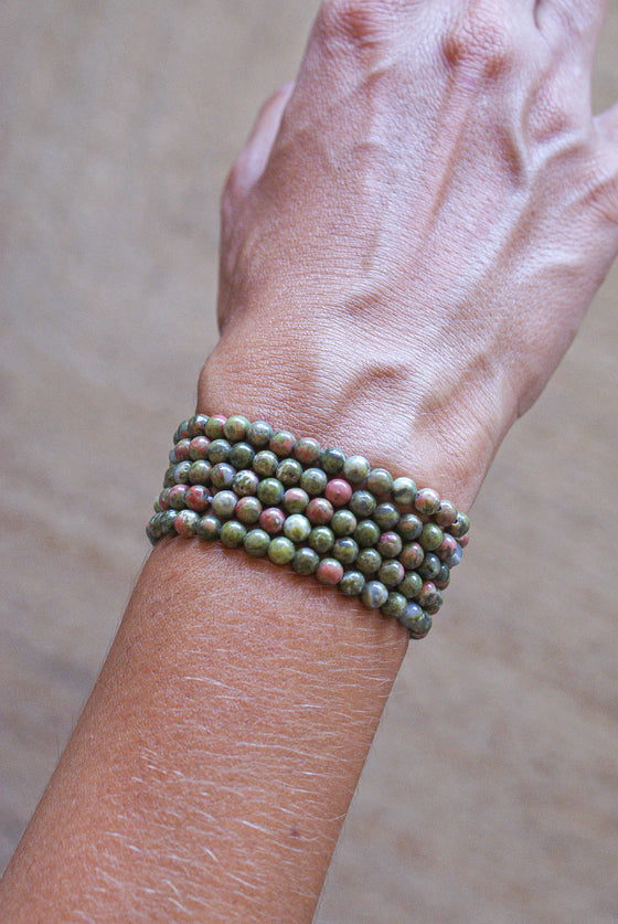 Pulsera infantil de jaspe unakita