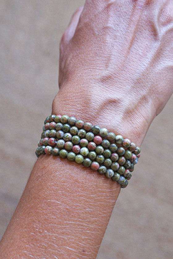 Pulsera infantil de jaspe unakita