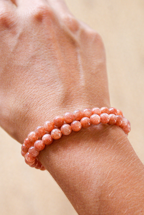 Pulsera de piedra sol
