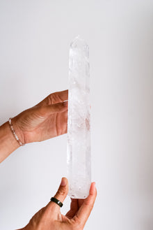  Punta grande de cuarzo cristal