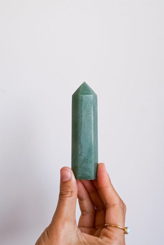 Punta de cuarzo verde aventurina